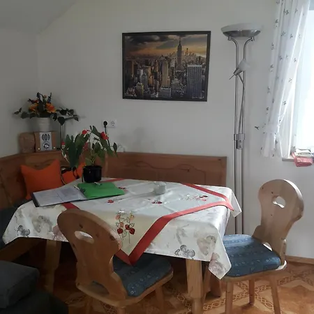 Daire Gaestehaus Reisacher - Mit Fruehstueck Peiting